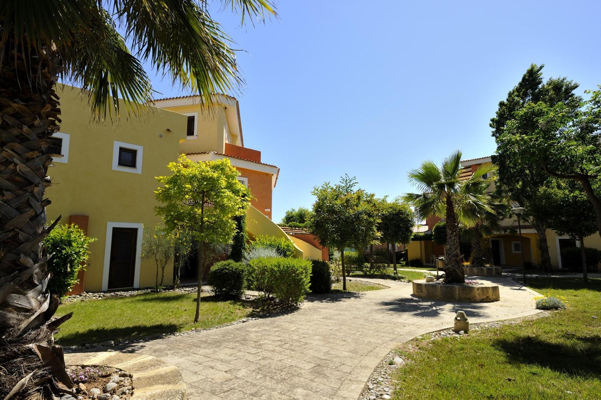 Argonauti Greenblu Resort مارينا دي بيستيتشي المظهر الخارجي الصورة