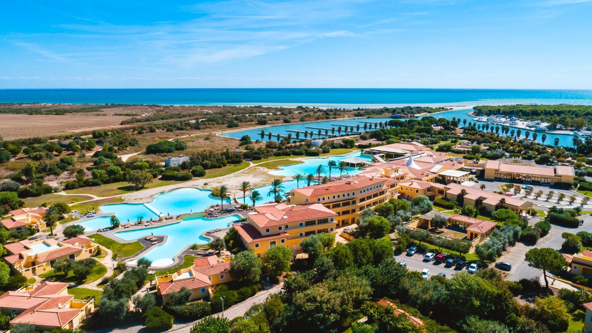 Argonauti Greenblu Resort مارينا دي بيستيتشي المظهر الخارجي الصورة
