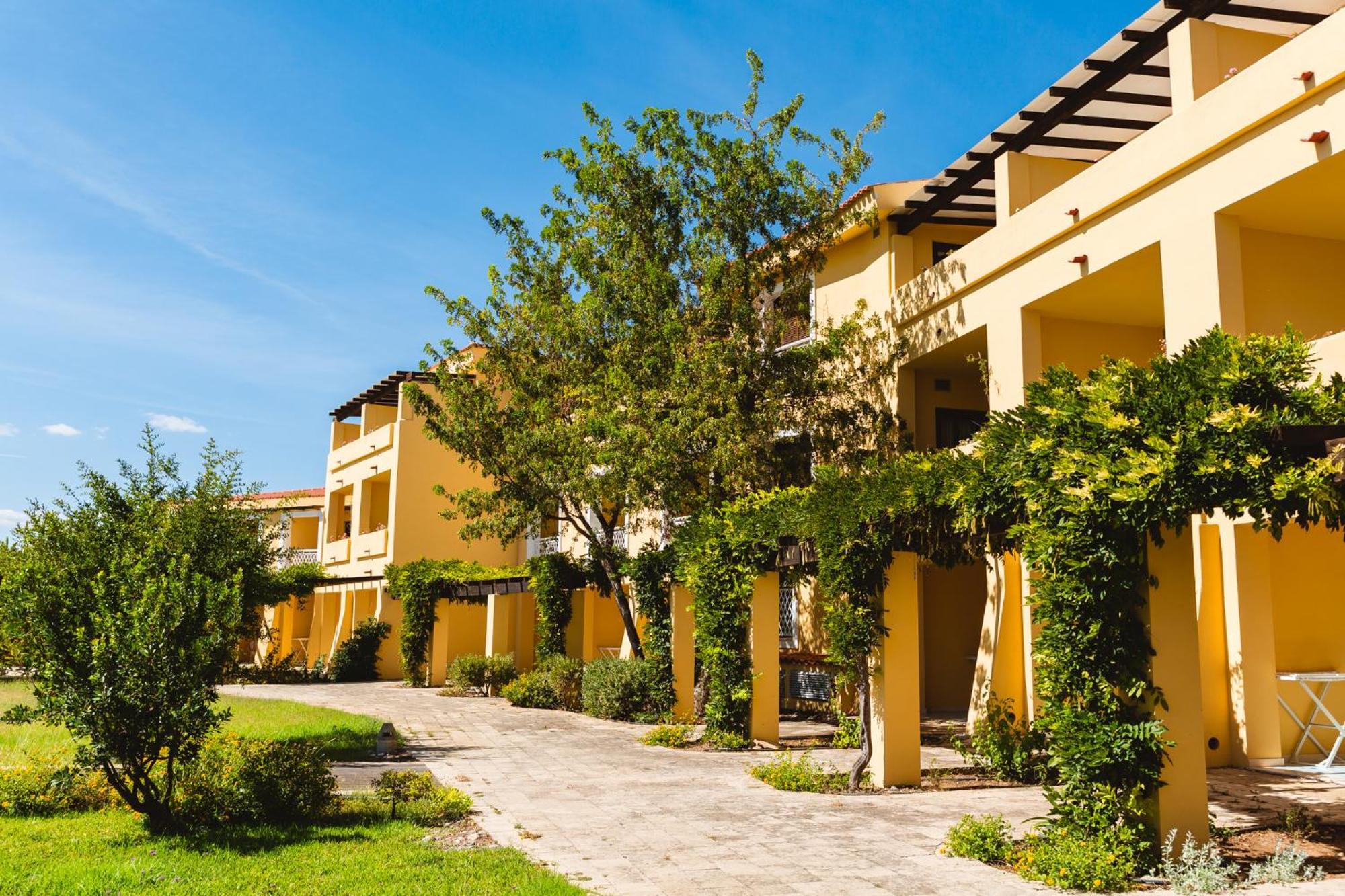 Argonauti Greenblu Resort مارينا دي بيستيتشي المظهر الخارجي الصورة